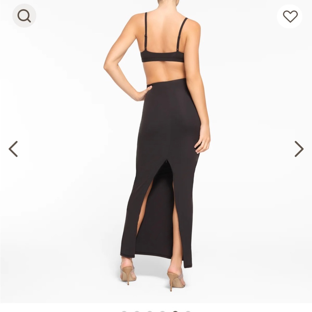 Skims Fits Everybody Maxi Skirt - Picture 3 of 7